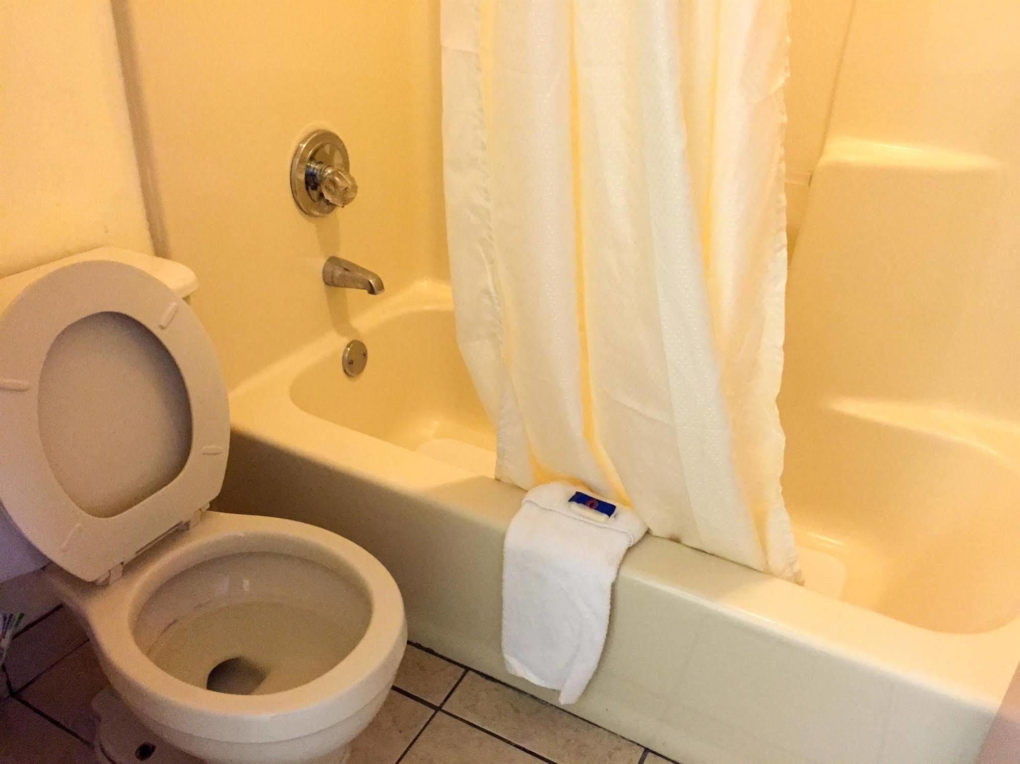 Motel 6 Calera المظهر الخارجي الصورة